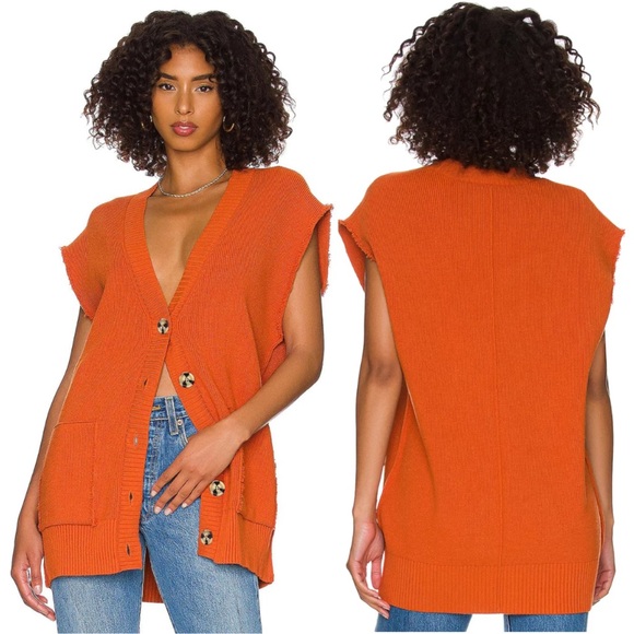 Free People Sweaters - NWT! Free People Oakleigh Vest in Myrrh Size Small